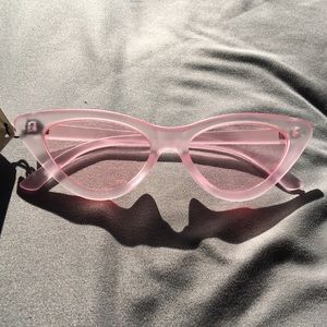 Forever 21 💗Pink 💗Cateye Sunglasses 🕶